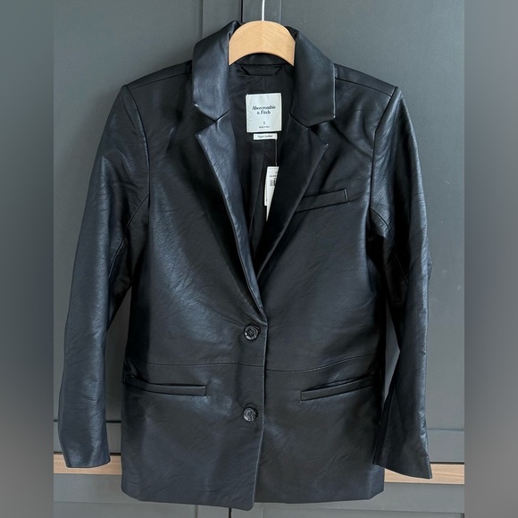 Abercrombie & Fitch Vegan Leather Black Blazer Jacket • Small • NWT - Picture 4 of 12